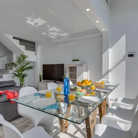 Feriehus Luxury House Sea Views *